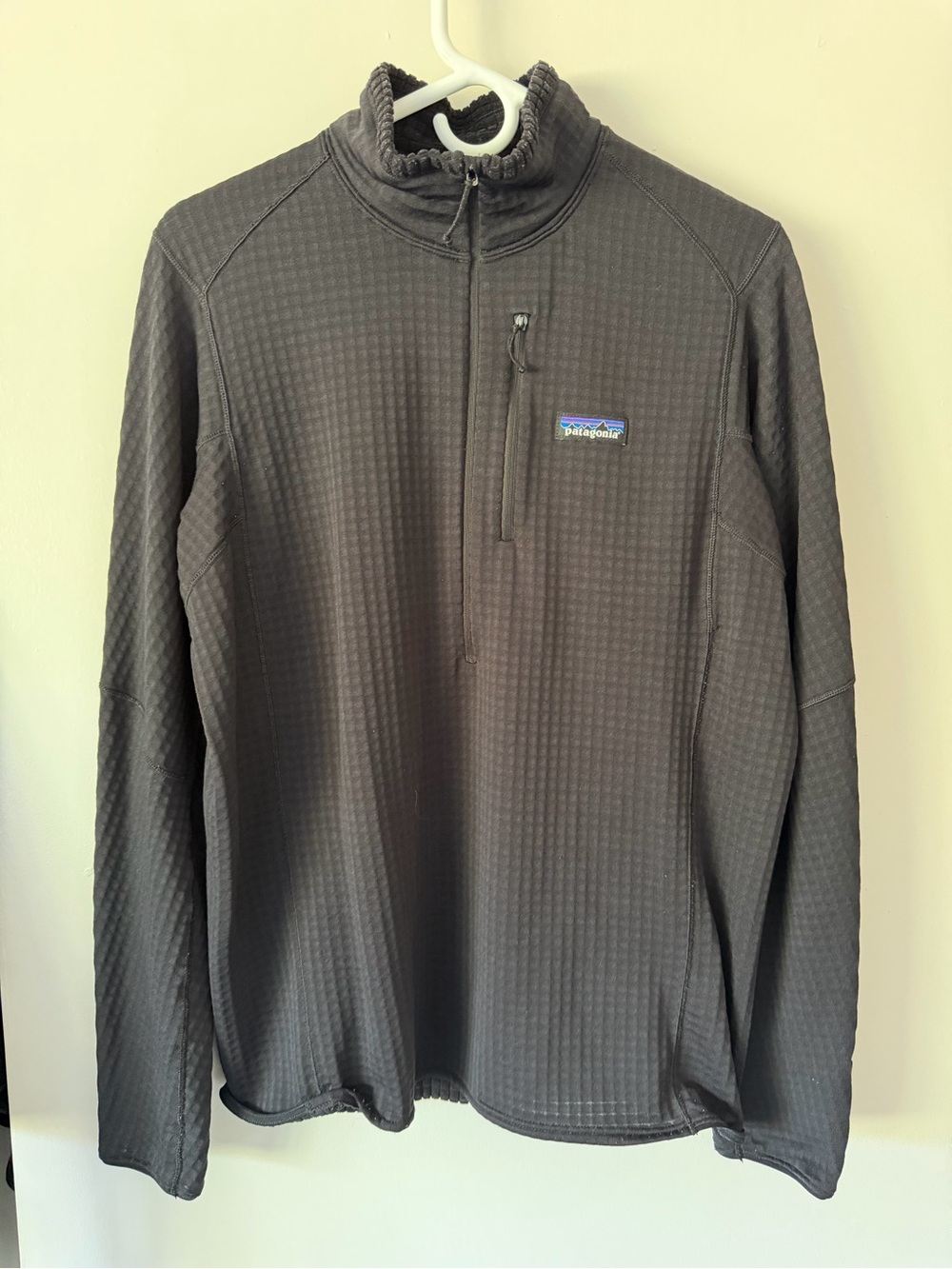 Patagonia Men’s Black Half-Zip Performance Pullover
